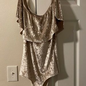Women’s top/body suit
